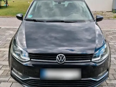 Gebraucht VW Polo 90 PS (66 kW) 2015 Schwarz Kleinwagen