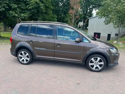 Gebraucht VW Touran Cross 170 PS (125 kW) 2011 Braun Van / Kleinbus