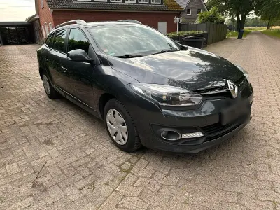 Gebraucht Renault Mégane GrandTour 110 PS (80 kW) 2014 Schwarz Kombi