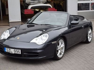 Porsche 911 Carrera 4 Cabriolet