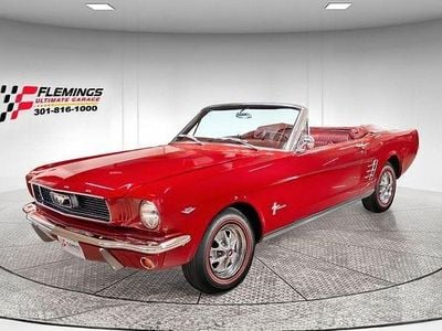 Usata Ford Mustang 1966 Rosso Cabrio