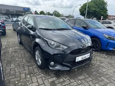 Usata Mazda 2 92 CV (67 kW) 2023 Nero Utilitaria