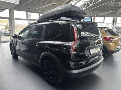 Neu Dacia Jogger Extreme 158 PS (116 kW) 2026 Schwarz Van / Kleinbus