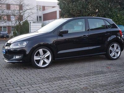 Schwarz Gebraucht 2012 VW Polo Comfortline Kleinwagen | 9.499 € (Etwas zu teuer)