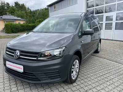 Gebraucht VW Caddy Maxi Trendline 102 PS (75 kW) 2020 Grau Van / Kleinbus