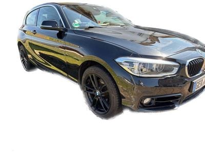 Gebraucht BMW 120 Sport Line 190 PS (139 kW) 2016 Schwarz Kleinwagen