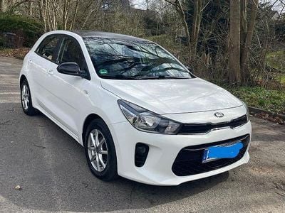 Gebraucht Kia Rio Edition 7 84 PS (61 kW) 2020 Weiß Limousine