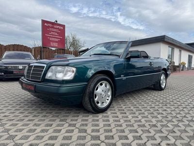 Gebraucht Mercedes E200 Edition 136 PS (100 kW) 1996 Grün Cabrio