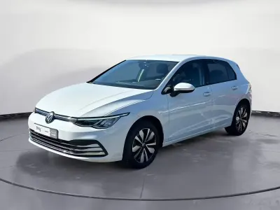 Gebraucht VW Golf VIII Move 110 PS (80 kW) 2024 Weiß Limousine