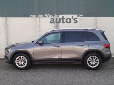 Usata Mercedes GLB180 Business 116 CV (85 kW) 2022 Grigio SUV