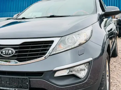 Gebraucht Kia Sportage 163 PS (119 kW) 2010 Grau SUV