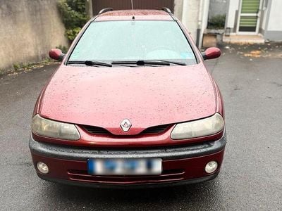 Gebraucht Renault Laguna 107 PS (78 kW) 1999 Rot Kombi