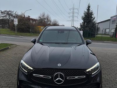 Gebraucht Mercedes GLC200 AMG line 204 PS (150 kW) 2023 Schwarz SUV