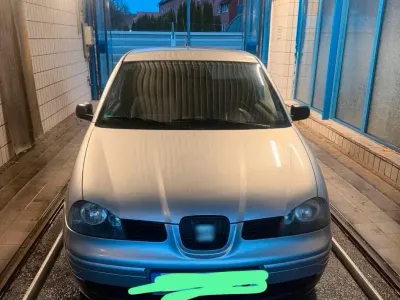 Gebraucht Seat Arosa 44 PS (32 kW) 2003 Silber Kleinwagen