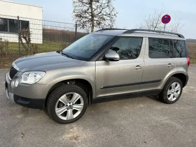 Używany Skoda Yeti 105 KM (77 kW) 2012 Złoty SUV