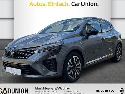 Dolomitgrau Neu 2025 Renault Clio V Techno Limousine | 22.495 € (Teuer)