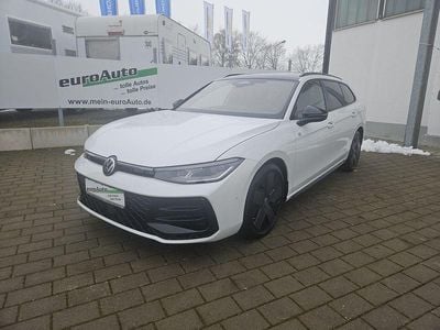 Nouă VW Passat R-line 193 CP (141 kW) 2025 Alb Break