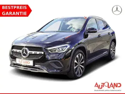 Gebraucht Mercedes GLA200 Progressive 163 PS (119 kW) 2021 Schwarz SUV