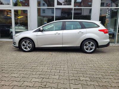 Gebraucht Ford Focus Business Edition 150 PS (110 kW) 2015 Polarsilber metallic Kombi