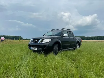 Usata Nissan Navara 190 CV (139 kW) 2020 Nero Pick-up