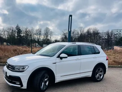 Gebraucht VW Tiguan R-line 180 PS (132 kW) 2018 Weiß SUV