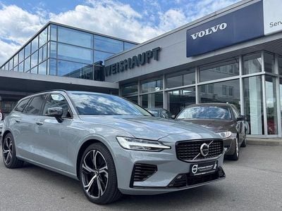 Vapour grey Gebraucht 2024 Volvo V60 Ultra Kombi | 48.700 €