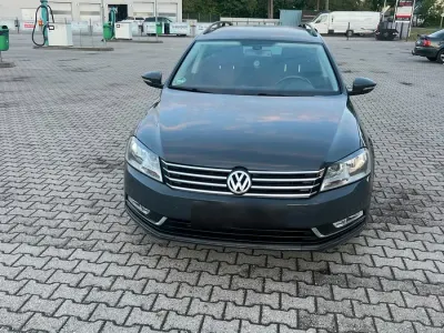 Gebraucht VW Passat 150 PS (110 kW) 2012 Grün Kombi