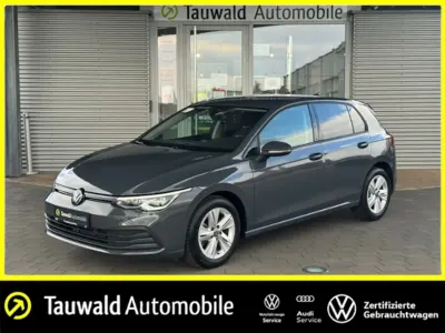 Brugt VW Golf VIII Life 131 HK (96 kW) 2023 Grå Sedan