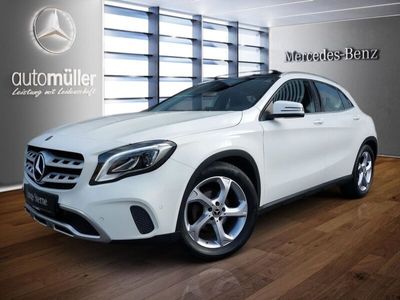 gebraucht Mercedes GLA180 Urban Pano+LED+Navi+PDC+SHZ