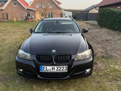 Gebraucht BMW 318 143 PS (105 kW) 2009 Schwarz Kombi
