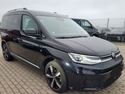 Gebraucht VW Caddy Style 122 PS (89 kW) 2023 Schwarz Van / Kleinbus