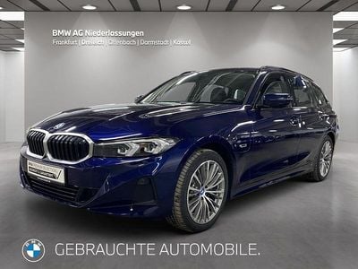 Blau Gebraucht 2022 BMW 330e Sport Line Kombi | 29.860 € (Guter Preis)