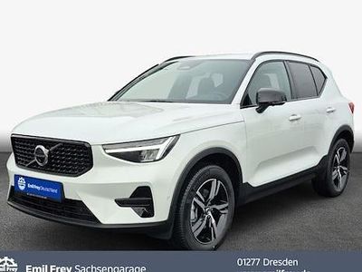 Neu Volvo XC40 Plus 163 PS (119 kW) 2026 Weiß SUV