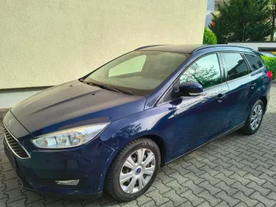 Begagnad Ford Focus 105 HK (77 kW) 2018 Blå Kombi