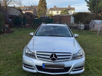 Gebraucht Mercedes C250 Avantgarde 204 PS (150 kW) 2012 Silber Kombi