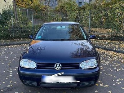 Blau Gebraucht 2000 VW Golf IV Basis Kleinwagen | 1.000 € (Guter Preis)