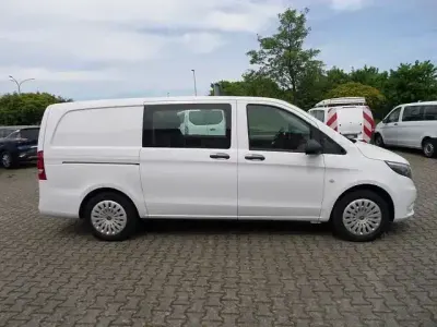 Używany Mercedes Vito 190 KM (139 kW) 2021 Andere Van
