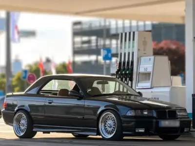 Gebraucht BMW 325 Performance 200 PS (147 kW) 1993 Schwarz Cabrio