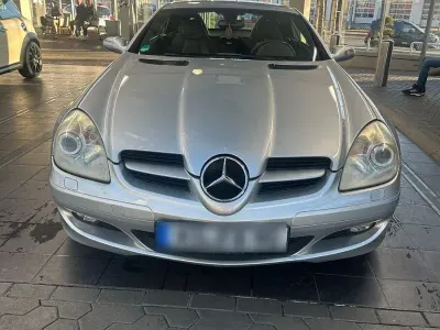Usata Mercedes SLK200 163 CV (119 kW) 2005 Argento Cabrio