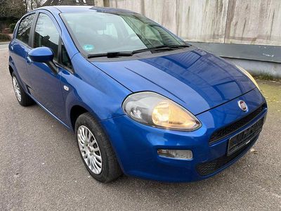 Second-hand Fiat Punto 78 CP (57 kW) 2012 Albastru Hatchback