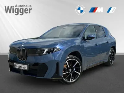 Gebraucht BMW iX3 M Sport 344 kW (469 PS) 2025 Ocean wave blau metallic SUV