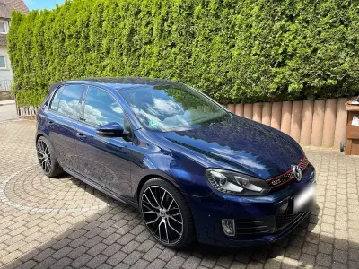 Gebraucht VW Golf GTI 211 PS (155 kW) 2011 Blau Coupé