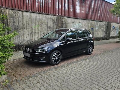 Gebraucht VW Golf Sportsvan Sound 125 PS (91 kW) 2017 Schwarz Van / Kleinbus