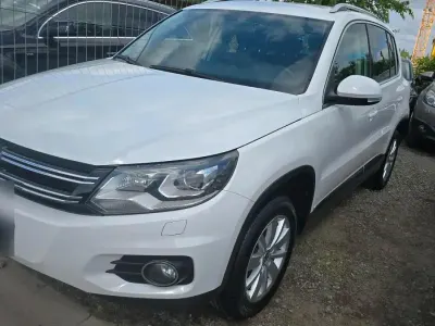 Gebraucht VW Tiguan 140 PS (102 kW) 2012 Weiß SUV