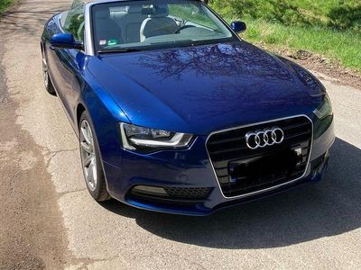 Second-hand Audi Cabriolet Comfort 170 CP (125 kW) 2012 Albastru Cabrio