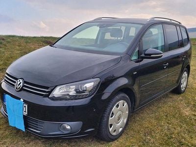 Gebraucht VW Touran 140 PS (102 kW) 2013 Schwarz Van / Kleinbus