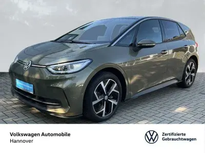 Gebraucht VW ID.3 Pro 150 kW (204 PS) 2024 Dark olivine green metallic/sc Kleinwagen