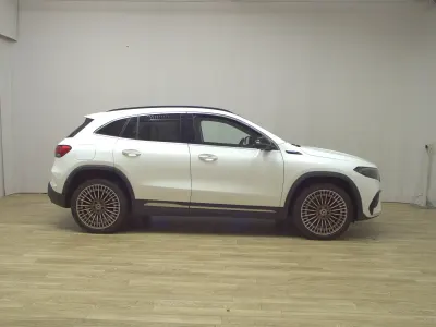 Gebraucht Mercedes EQA250 AMG line 139 kW (190 PS) 2021 Weiss SUV