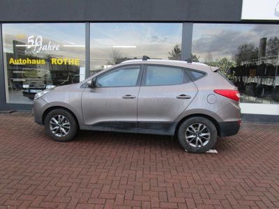 Grau Gebraucht 2015 Hyundai ix35 Trend SUV | 10.495 € (Fairer Preis)
