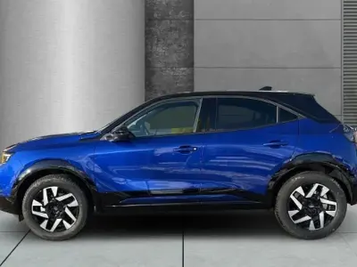 Nowe Opel Mokka 145 KM (106 kW) 2025 Niebieski SUV